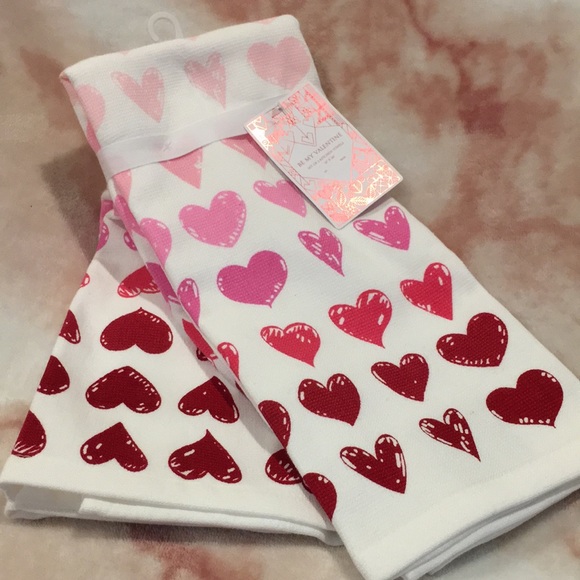 Be My Valentine Ombre Hearts Kitchen Towel Set of Two NWT 16x26” Cotton Oekotex - Picture 14 of 16